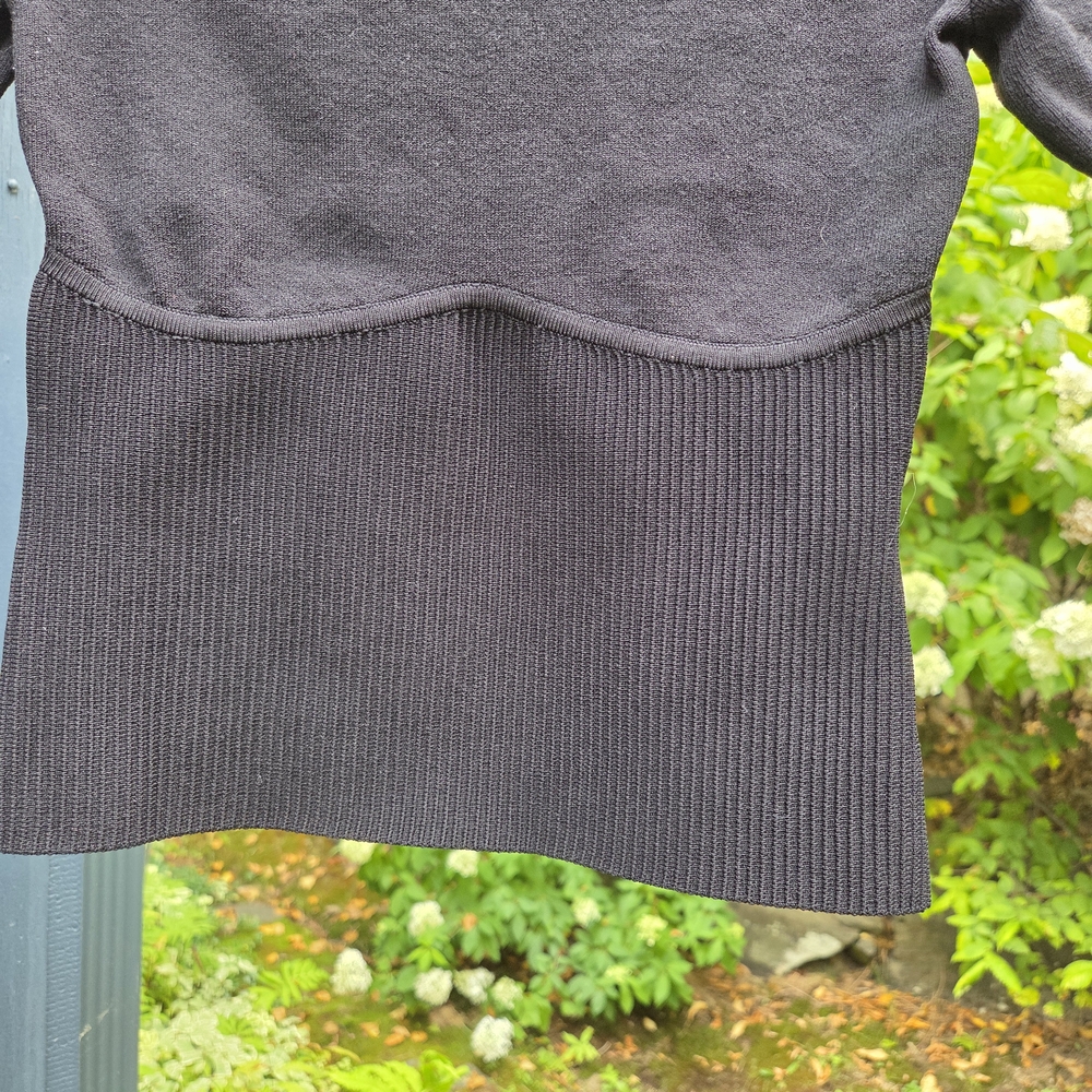 Babaton Stretch Dark Charcoal Knit Top Size Small - Picture 4 of 8